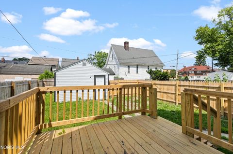 Tiny photo for 816 Geneva Avenue, Toledo, OH 43609 (MLS # 10010228)