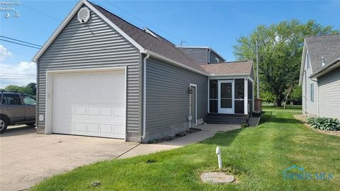 Tiny photo for 5411 E Channel Drive, Port Clinton, OH 43452 (MLS # 10004703)