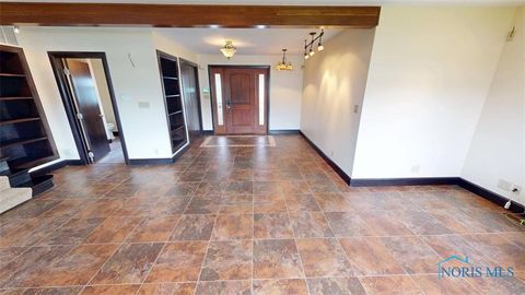 Tiny photo for 5411 E Channel Drive, Port Clinton, OH 43452 (MLS # 10004703)