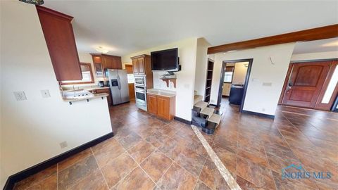 Tiny photo for 5411 E Channel Drive, Port Clinton, OH 43452 (MLS # 10004703)