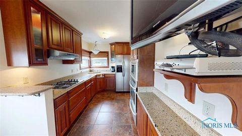 Tiny photo for 5411 E Channel Drive, Port Clinton, OH 43452 (MLS # 10004703)