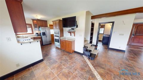 Tiny photo for 5411 E Channel Drive, Port Clinton, OH 43452 (MLS # 10004703)