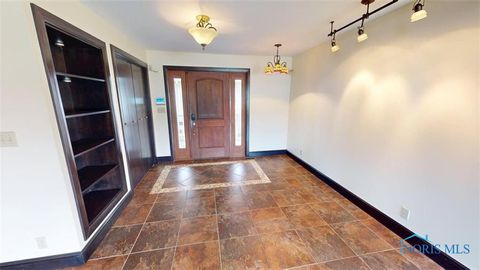 Tiny photo for 5411 E Channel Drive, Port Clinton, OH 43452 (MLS # 10004703)