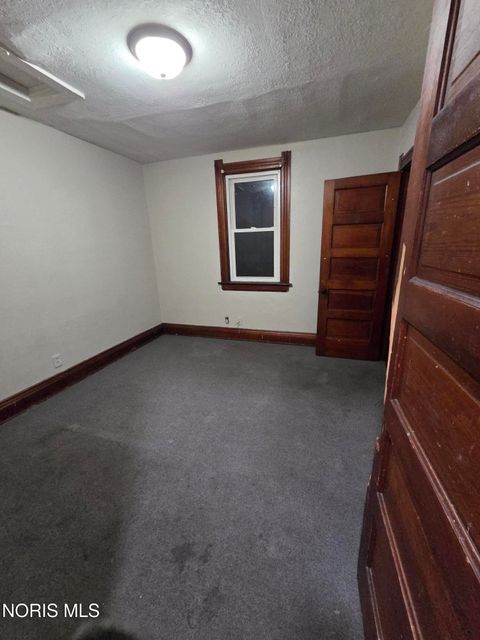 Tiny photo for 222 S Detroit Avenue, Toledo, OH 43609 (MLS # 10007944)