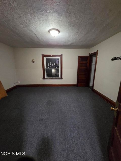Tiny photo for 222 S Detroit Avenue, Toledo, OH 43609 (MLS # 10007944)