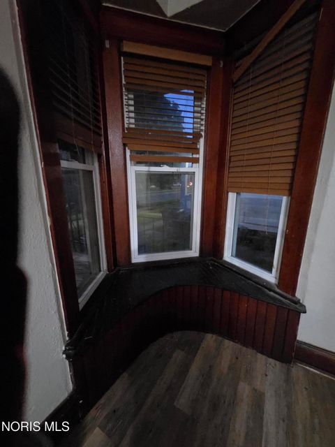 Tiny photo for 222 S Detroit Avenue, Toledo, OH 43609 (MLS # 10007944)