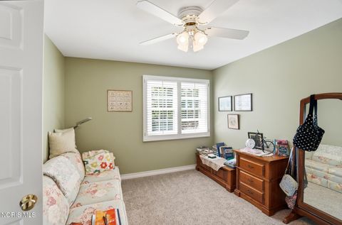 Tiny photo for 1912 Hamilton Drive, Perrysburg, OH 43551 (MLS # 10006214)