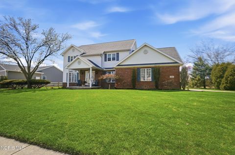 Photo of 1912 Hamilton Drive, Perrysburg, OH 43551 (MLS # 10006214)