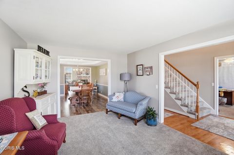 Tiny photo for 1912 Hamilton Drive, Perrysburg, OH 43551 (MLS # 10006214)