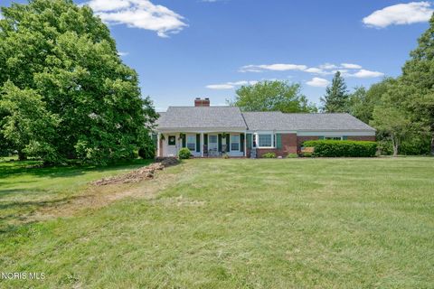 Photo of 2312 State Rte 224, McComb, OH 45858 (MLS # 10007746)