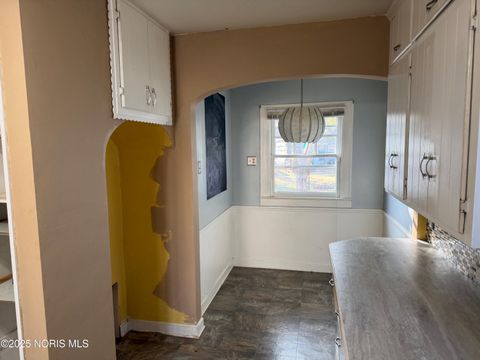 Tiny photo for 319 W Capistrano Avenue, Toledo, OH 43612 (MLS # 10002559)