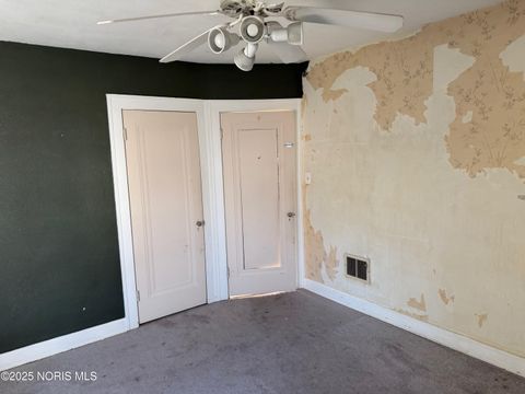 Tiny photo for 319 W Capistrano Avenue, Toledo, OH 43612 (MLS # 10002559)