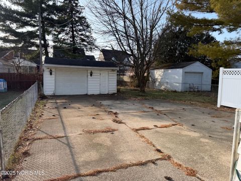 Tiny photo for 319 W Capistrano Avenue, Toledo, OH 43612 (MLS # 10002559)