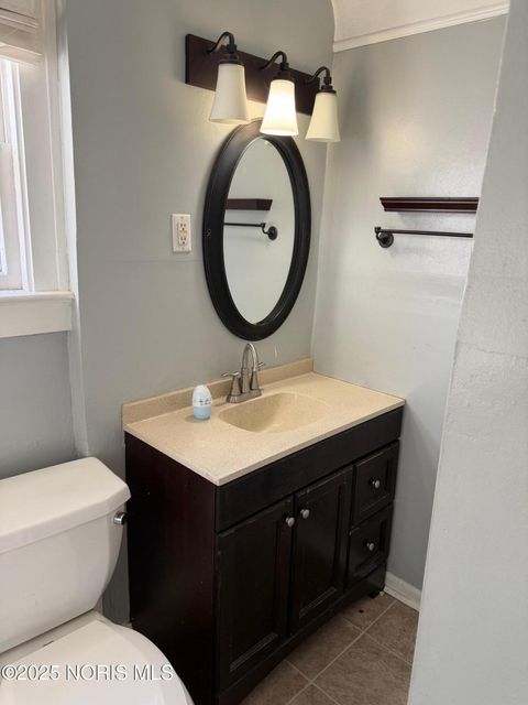 Tiny photo for 319 W Capistrano Avenue, Toledo, OH 43612 (MLS # 10002559)