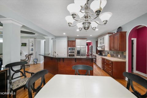 Tiny photo for 25176 Rocky Harbour Drive, Perrysburg, OH 43551 (MLS # 10010157)