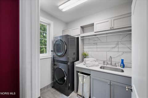 Tiny photo for 25176 Rocky Harbour Drive, Perrysburg, OH 43551 (MLS # 10010157)