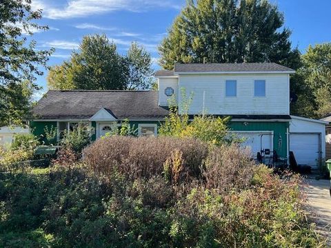 Photo of 3652 West Harbor Road, Port Clinton, OH 43452 (MLS # 10000089)