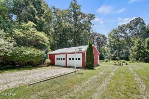 Tiny photo for 4691 Hanley Road, Millbury, OH 43447 (MLS # 10010353)