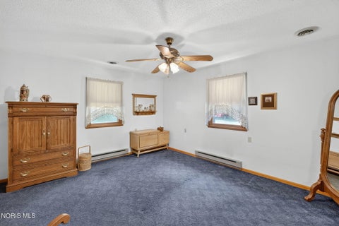 Tiny photo for 4691 Hanley Road, Millbury, OH 43447 (MLS # 10010353)