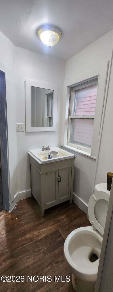 Photo of 2536 N Erie Street, Toledo, OH 43611 (MLS # 10003364)