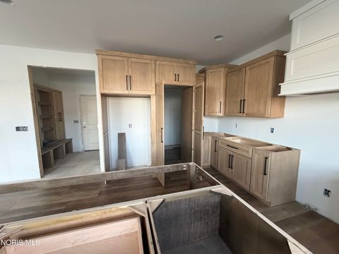 Tiny photo for 15032 N Cape Court, Perrysburg, OH 43551 (MLS # 10006911)