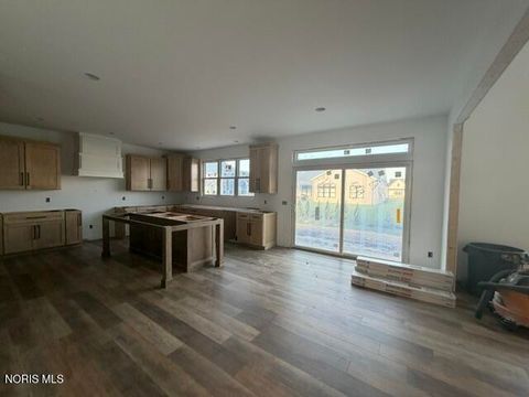 Tiny photo for 15032 N Cape Court, Perrysburg, OH 43551 (MLS # 10006911)