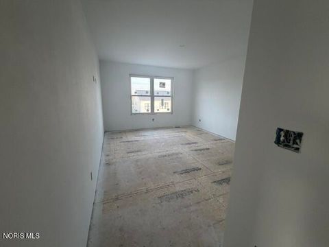 Tiny photo for 15032 N Cape Court, Perrysburg, OH 43551 (MLS # 10006911)