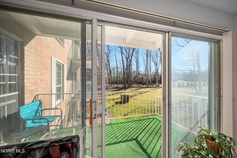 Tiny photo for 5679 Monroe Street #1004, Sylvania, OH 43560 (MLS # 10004936)