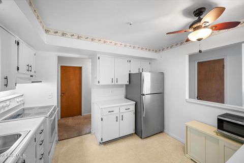 Tiny photo for 5679 Monroe Street #1004, Sylvania, OH 43560 (MLS # 10004936)