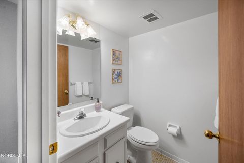 Tiny photo for 5679 Monroe Street #1004, Sylvania, OH 43560 (MLS # 10004936)