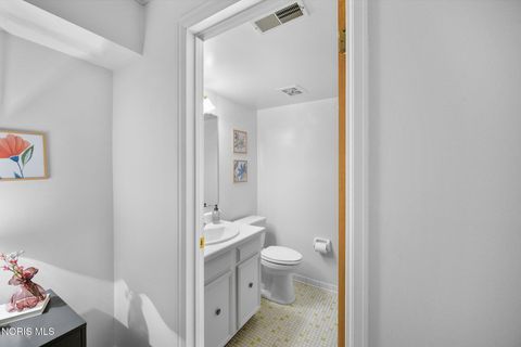 Tiny photo for 5679 Monroe Street #1004, Sylvania, OH 43560 (MLS # 10004936)