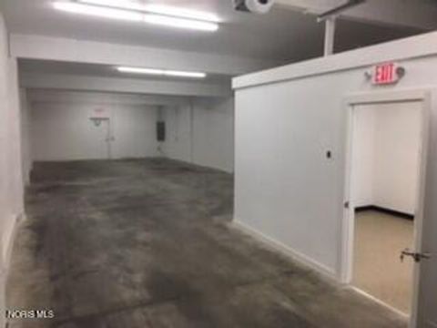 Photo of 424 Burbank Drive, Toledo, OH 43607 (MLS # 10004398)