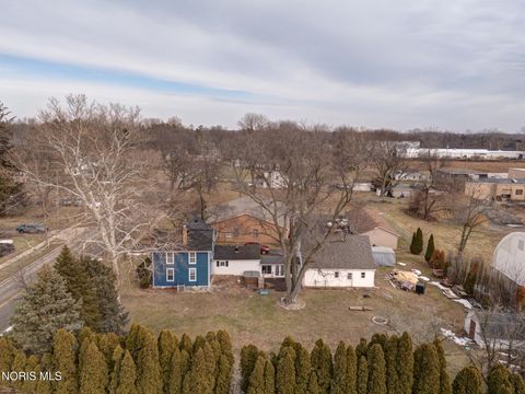 Photo of 1195 Farnsworth Road, Waterville, OH 43566 (MLS # 10004216)