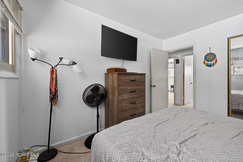 Tiny photo for 3723 Manchester Boulevard, Toledo, OH 43606 (MLS # 10003620)