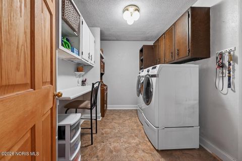 Tiny photo for 3723 Manchester Boulevard, Toledo, OH 43606 (MLS # 10003620)
