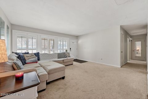 Tiny photo for 3723 Manchester Boulevard, Toledo, OH 43606 (MLS # 10003620)