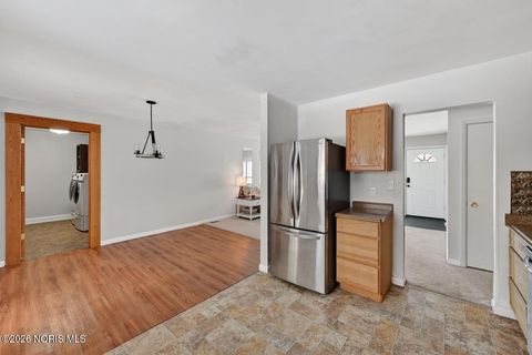 Tiny photo for 3723 Manchester Boulevard, Toledo, OH 43606 (MLS # 10003620)