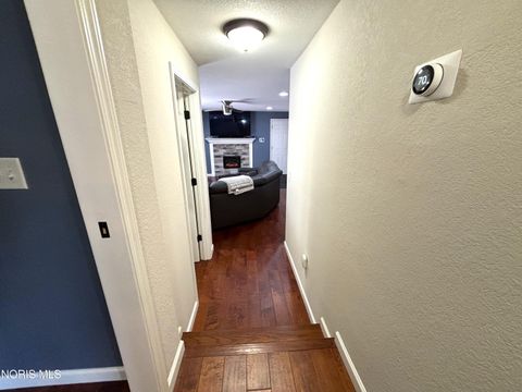 Tiny photo for 5526 Woodridge Drive, Toledo, OH 43623 (MLS # 10004510)