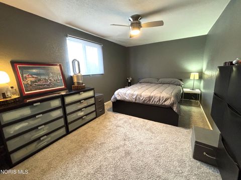 Tiny photo for 5526 Woodridge Drive, Toledo, OH 43623 (MLS # 10004510)