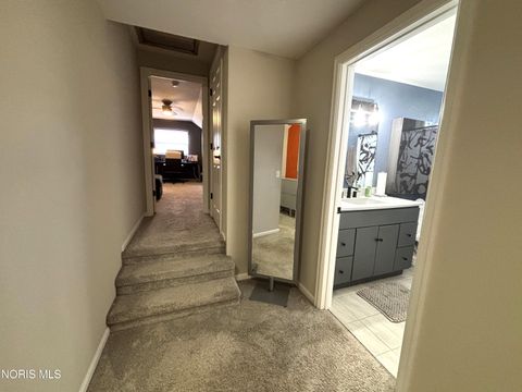 Tiny photo for 5526 Woodridge Drive, Toledo, OH 43623 (MLS # 10004510)