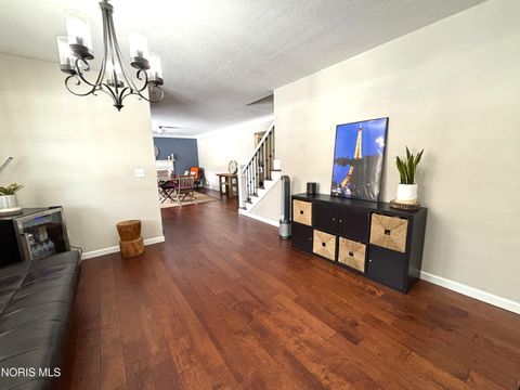 Tiny photo for 5526 Woodridge Drive, Toledo, OH 43623 (MLS # 10004510)