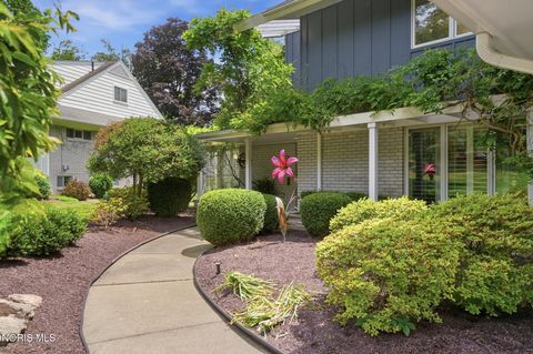 Tiny photo for 3751 Sulphur Spring Road, Ottawa Hills, OH 43606 (MLS # 10009263)