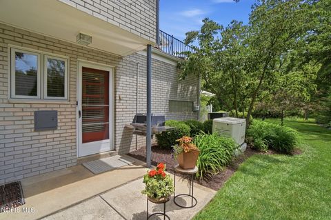 Tiny photo for 3751 Sulphur Spring Road, Ottawa Hills, OH 43606 (MLS # 10009263)