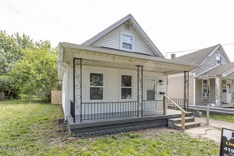 Photo of 346 E Streicher Street, Toledo, OH 43608 (MLS # 10014412)