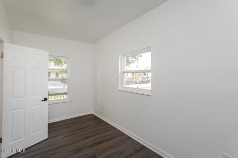 Tiny photo for 346 E Streicher Street, Toledo, OH 43608 (MLS # 10014412)