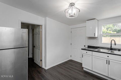 Tiny photo for 346 E Streicher Street, Toledo, OH 43608 (MLS # 10014412)