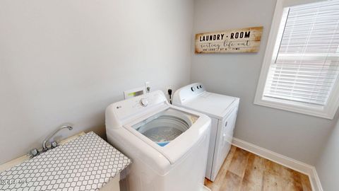 Tiny photo for 1855 Fiddlers Way, Waterville, OH 43566 (MLS # 10005623)