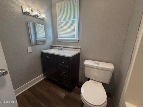 Tiny photo for 1910 Ware Street, Northwood, OH 43619 (MLS # 10014418)
