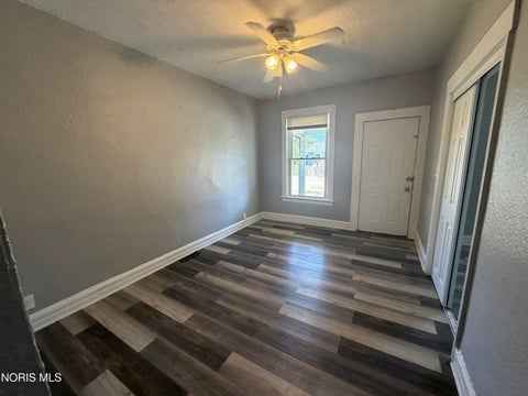 Tiny photo for 1910 Ware Street, Northwood, OH 43619 (MLS # 10014418)