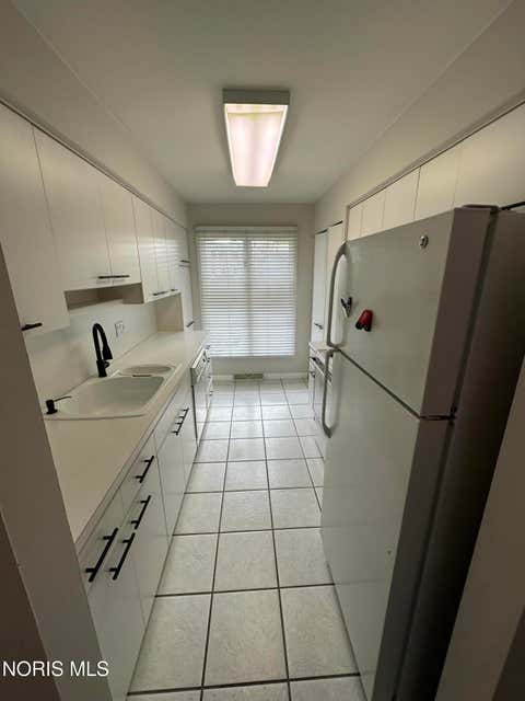 Tiny photo for 5122 Regency Drive #2, Toledo, OH 43615 (MLS # 10012163)
